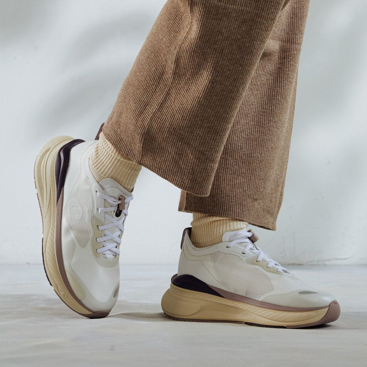 Men's Alto - White / Plum / Vintage Tan - Image 3